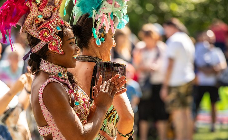 Samba-Tänzerinnen beim WOHNTAG 2023